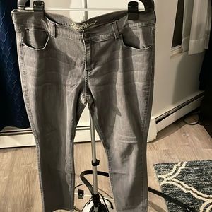 Old Navy Sweetheart mid-rise jeans